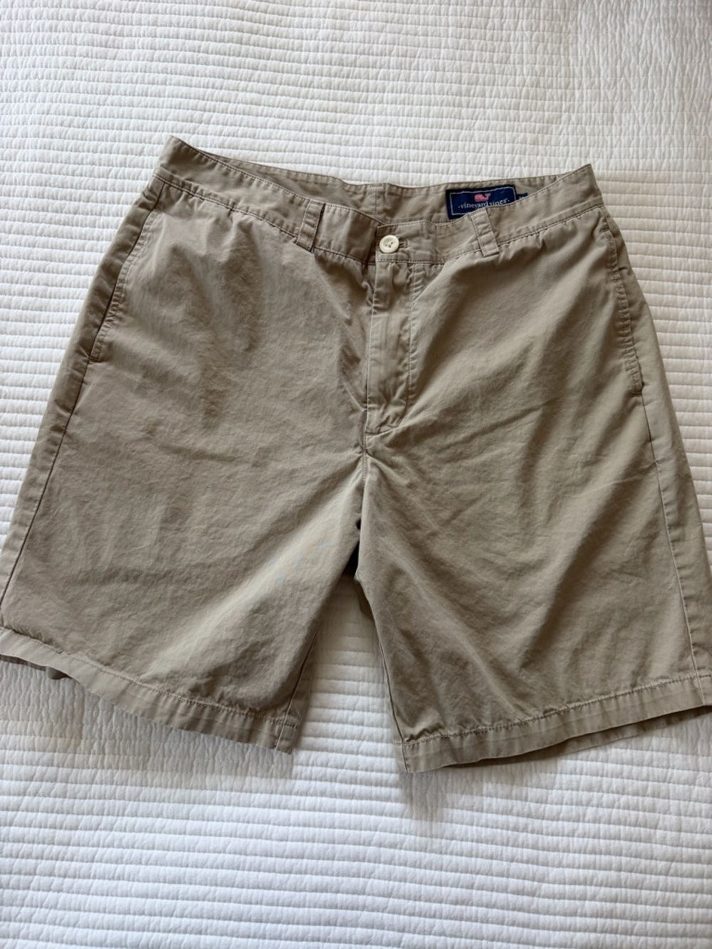 Vineyard Vines Men's Khaki Flat-Front Shorts